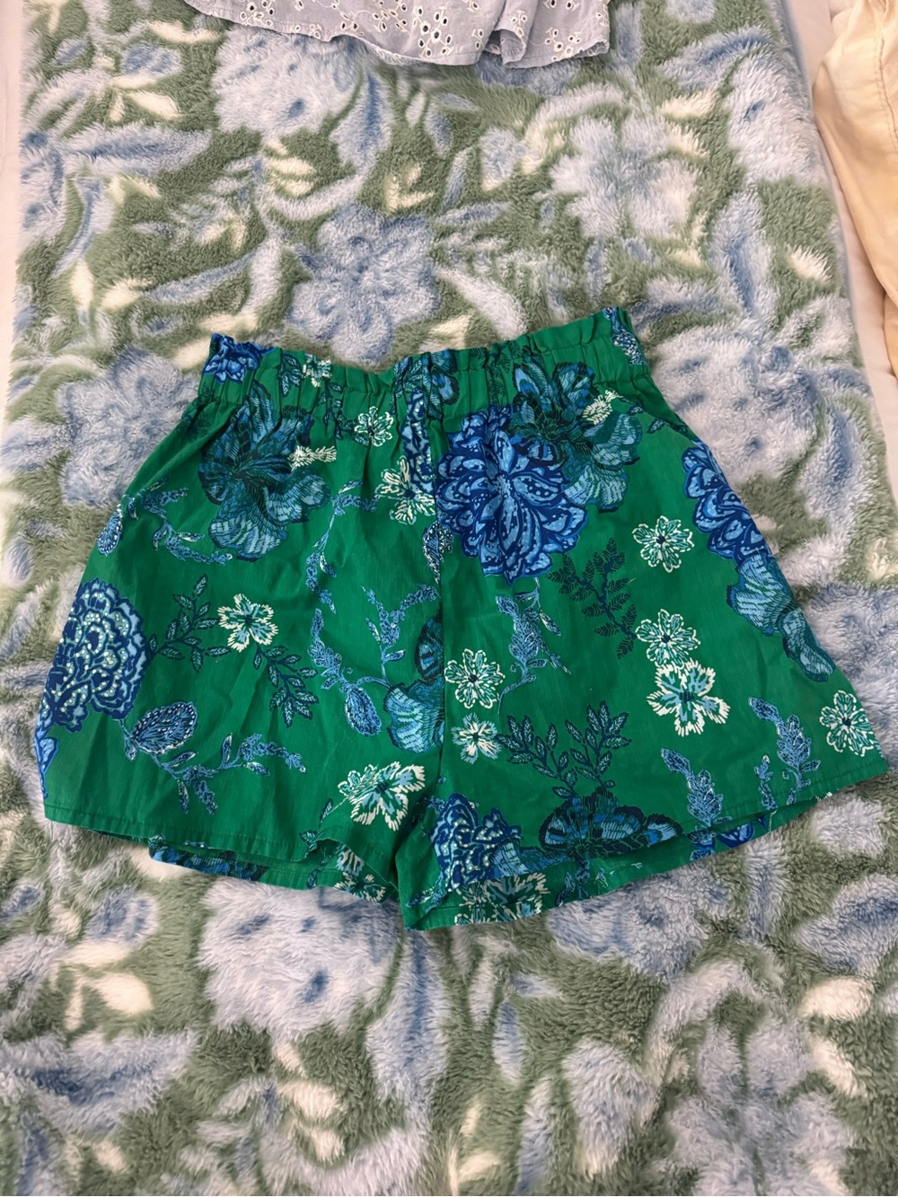 Olivaceous Green Floral Print Bermuda Shorts with Blue Accents